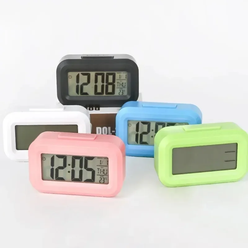 Orologio Sveglia Digitale a LE - Modern Electronics Gadgets recensione e prezzo