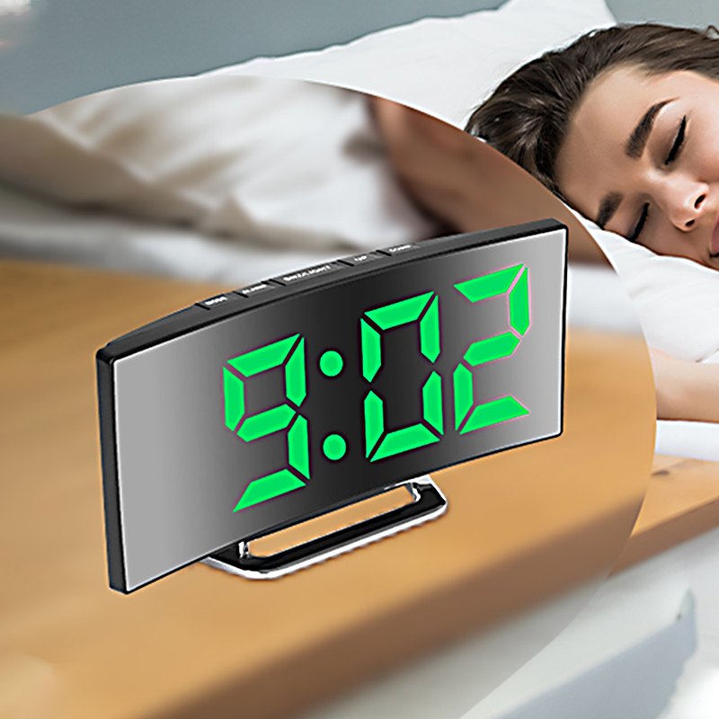 Sveglia digitale a LED Specchi - Modern Electronics Gadgets recensione e prezzo